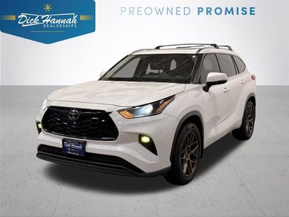 Used 2021 Toyota Highlander XLE