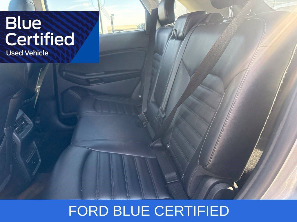 Used 2024 Ford Edge SEL AWD/4WD image 5