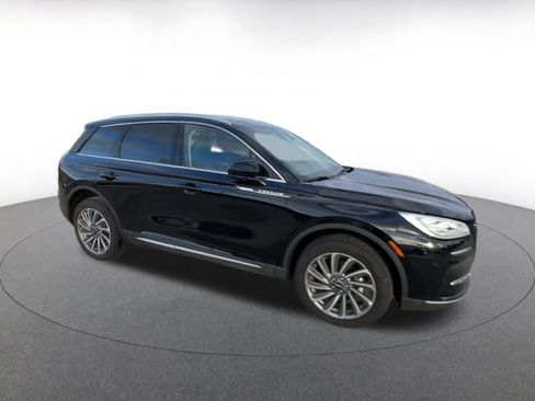 Used 2024 Lincoln Corsair Reserve image 2