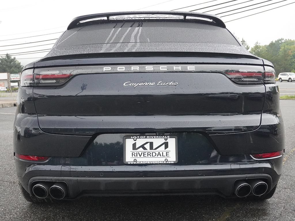 Used 2022 Porsche Cayenne Turbo AWD/4WD image 17