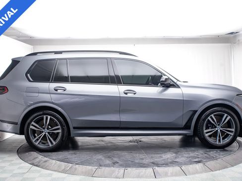 Used 2025 BMW X7 M60i w/ Executive Package image 2