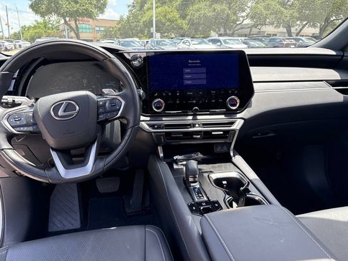 Certified 2025 Lexus RX 350 Premium Plus w/ Accessory Package (Z1) FWD image 19