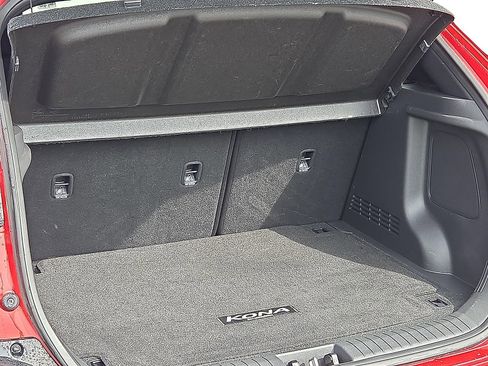 Used 2022 Hyundai Kona N Line w/ Tech Package image 9