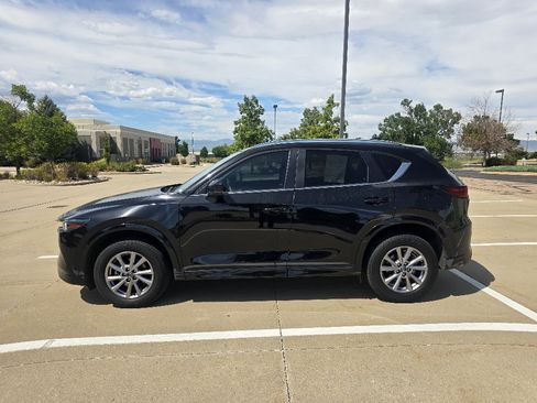 Used 2024 MAZDA CX-5 AWD 2.5 S w/ Preferred Package image 2