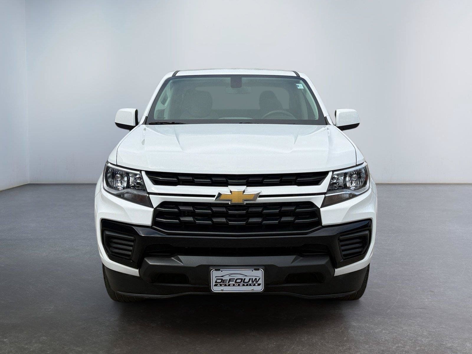 Used 2022 Chevrolet Colorado W/T w/ Custom Special Edition RWD image 8