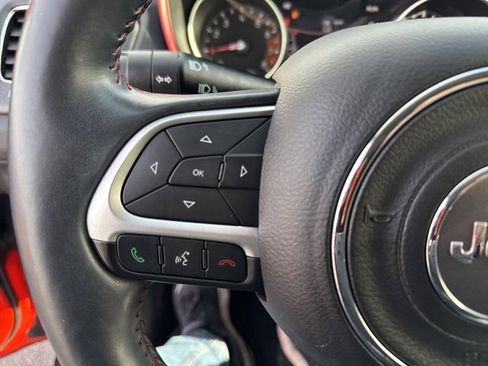 Used 2018 Jeep Compass Trailhawk w/ Cold Weather Group image 27