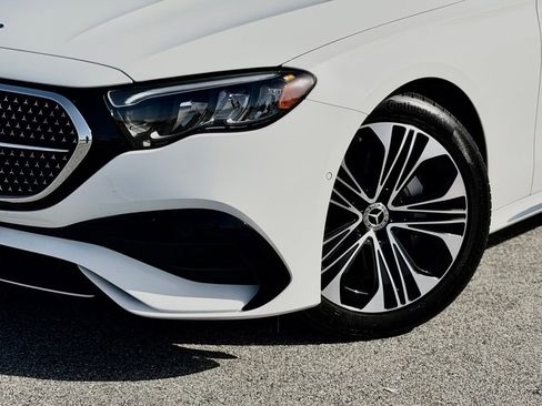 Used 2026 Mercedes-Benz E 350 Sedan image 4