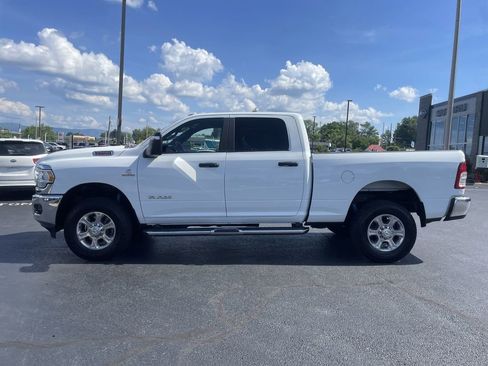 Used 2024 RAM 2500 Big Horn w/ Off Road Package AWD/4WD image 3