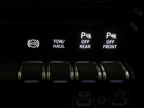 Used 2024 RAM 2500 Limited image 33