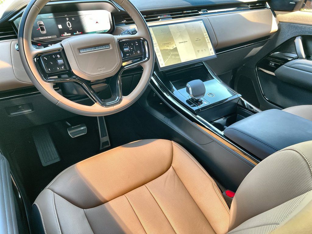 New 2027 Land Rover Range Rover Sport Dynamic SE AWD/4WD image 13