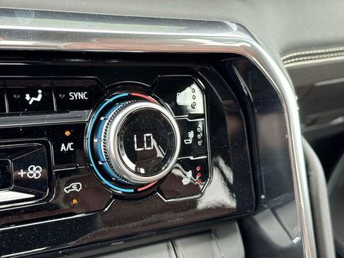 New 2026 GMC Sierra 1500 Denali Ultimate AWD/4WD image 17