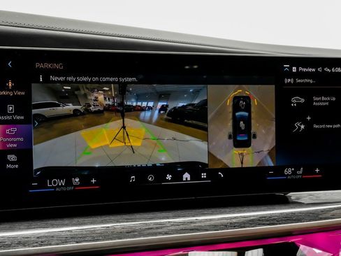 Used 2025 BMW 760i xDrive image 19