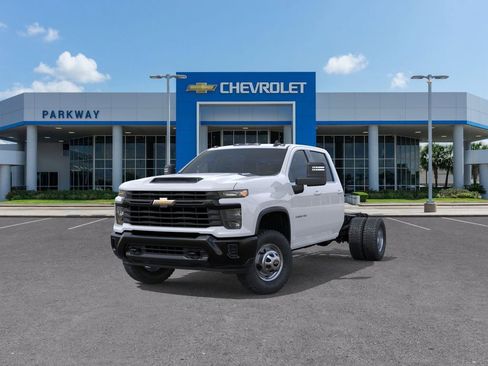 New 2025 Chevrolet Silverado 3500 W/T w/ Snow Plow Prep Package image 8