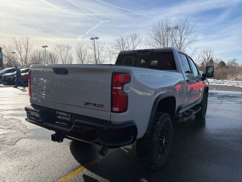 Used 2026 Chevrolet Silverado 2500 ZR2 w/ Snow Plow Prep/Camper Package image 8