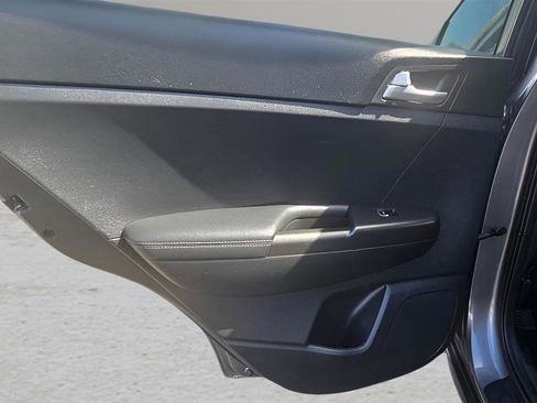 Used 2017 Kia Sportage LX image 15