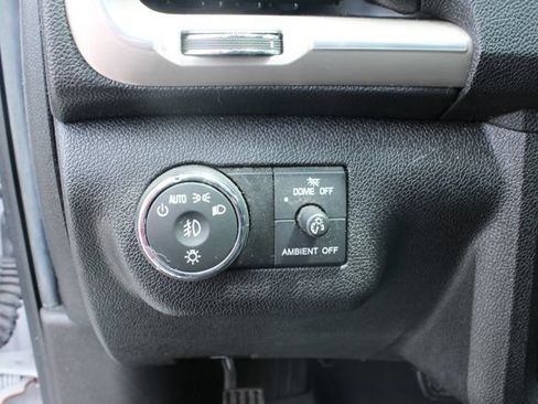 Used 2016 GMC Acadia Denali AWD/4WD image 16
