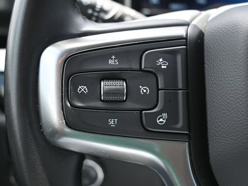 Used 2025 Chevrolet Silverado 1500 LT RWD image 11