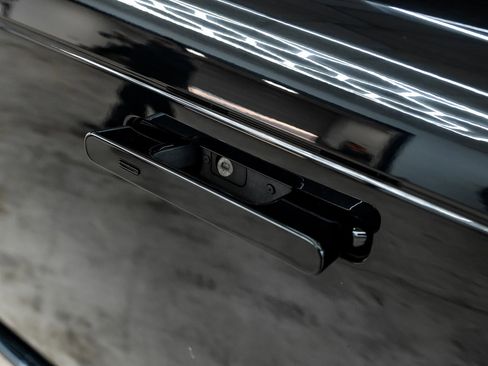 Used 2023 Land Rover Range Rover Autobiography image 41