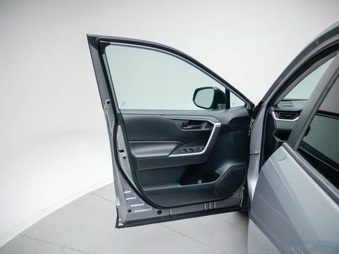 Used 2020 Toyota RAV4 LE w/ All Weather Liner Package image 22