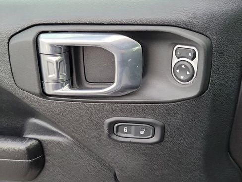 Used 2021 Jeep Wrangler Unlimited Rubicon AWD/4WD image 20
