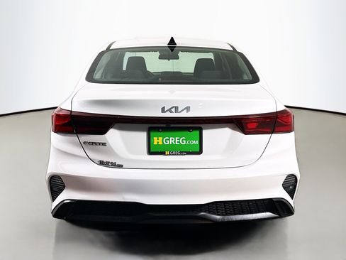 Used 2022 Kia Forte LXS FWD image 8