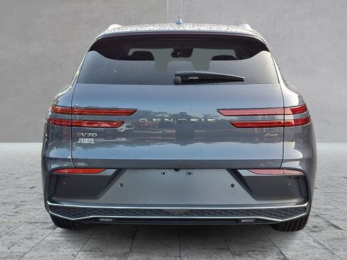 Certified 2026 Genesis GV70 2.5T Select AWD/4WD image 5