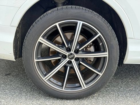 Certified 2025 Audi Q7 2.0T Premium Plus w/ Premium Plus Package AWD/4WD image 26