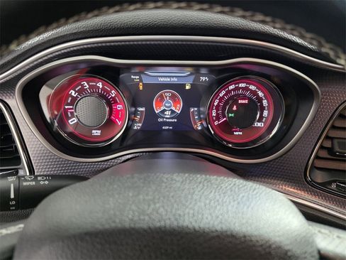 Used 2016 Dodge Challenger SRT Hellcat image 21