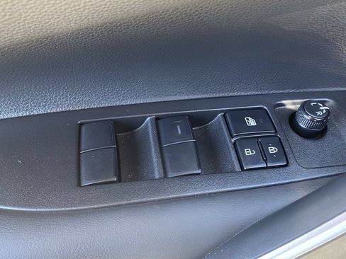 Certified 2024 Toyota Corolla SE FWD image 26