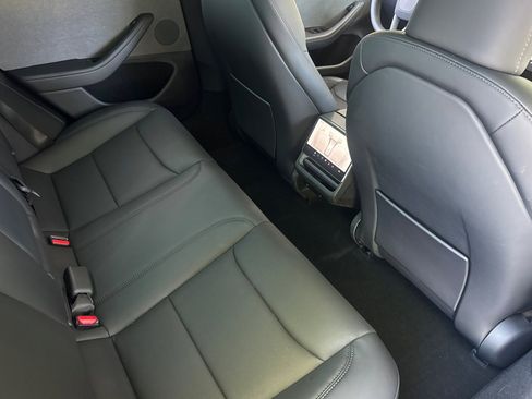 Used 2025 Tesla Model 3 Long Range RWD image 30