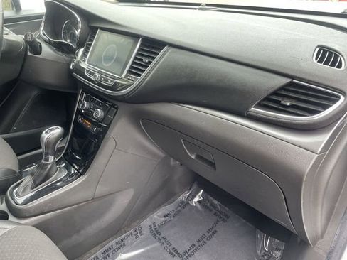 Used 2020 Buick Encore Preferred FWD image 26