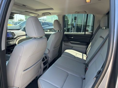 Used 2023 Honda Ridgeline RTL-E image 26