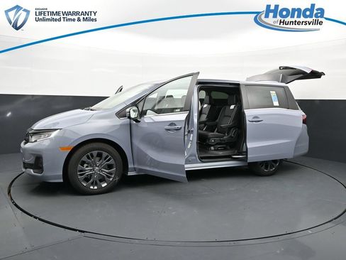 New 2026 Honda Odyssey Touring image 48