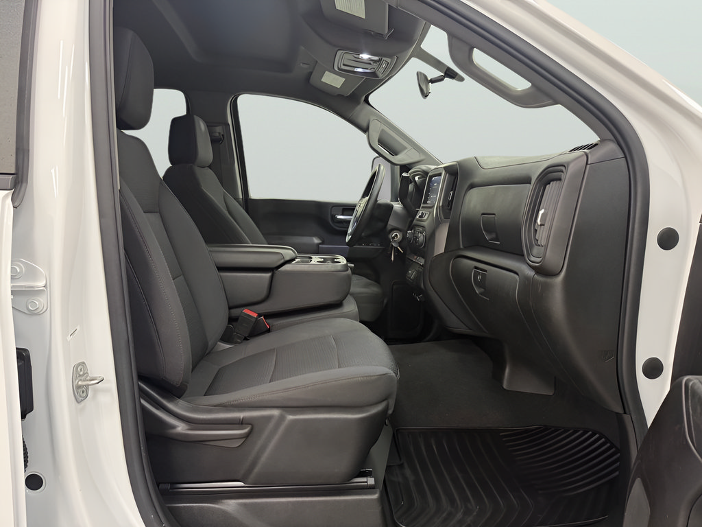 Used 2023 Chevrolet Silverado 2500 Custom w/ Infotainment Package AWD/4WD image 12