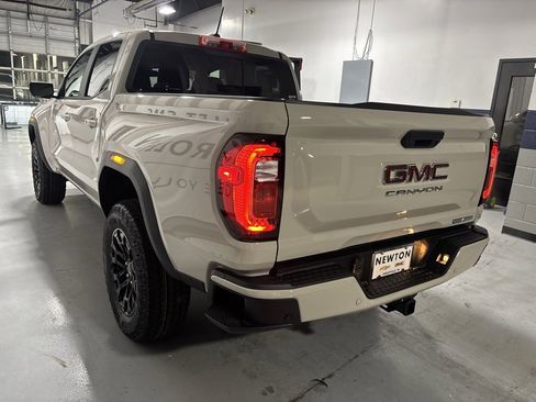 New 2026 GMC Canyon Elevation w/ Convenience Package image 33