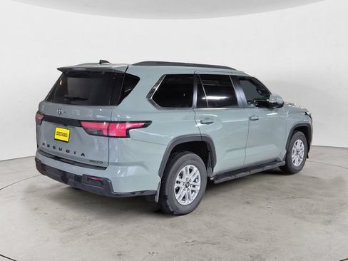 Used 2025 Toyota Sequoia SR5 w/ SR5 Premium Package AWD/4WD image 5
