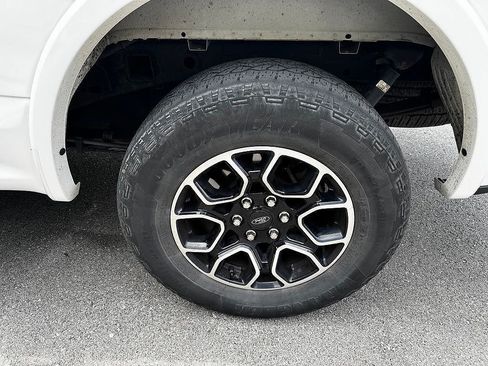 Used 2015 Ford F150 Lariat AWD/4WD image 8