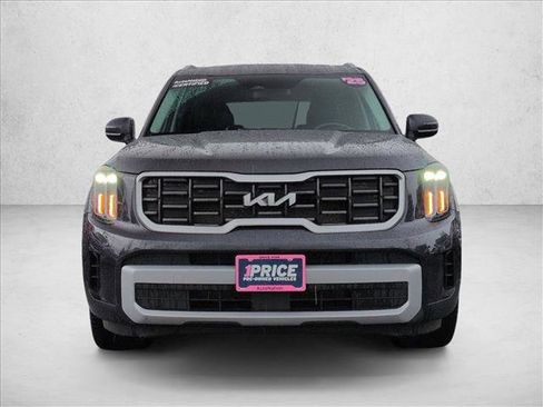Used 2025 Kia Telluride S AWD/4WD image 2