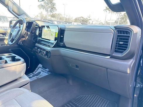 Used 2026 Chevrolet Silverado 1500 RST AWD/4WD image 34