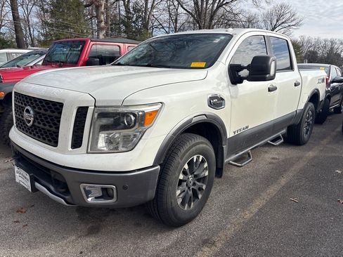 Used 2017 Nissan Titan XD image 1