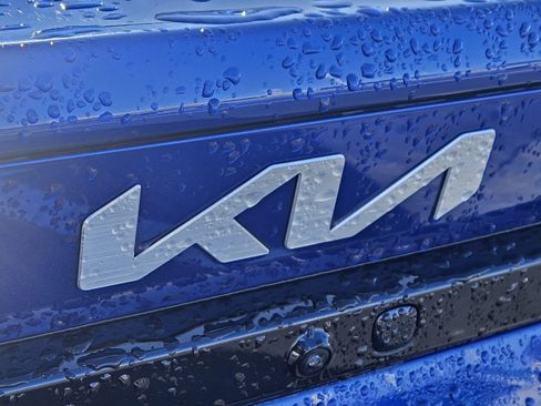 Used 2025 Kia K4 LXS image 15