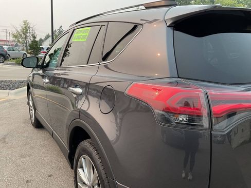 Used 2016 Toyota RAV4 Limited AWD/4WD image 5