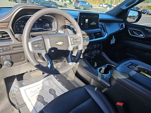 Used 2022 Chevrolet Tahoe LT w/ Luxury Package image 21