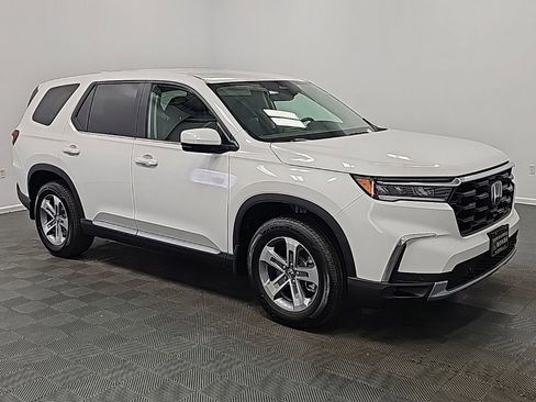 New 2025 Honda Pilot EX-L image 1