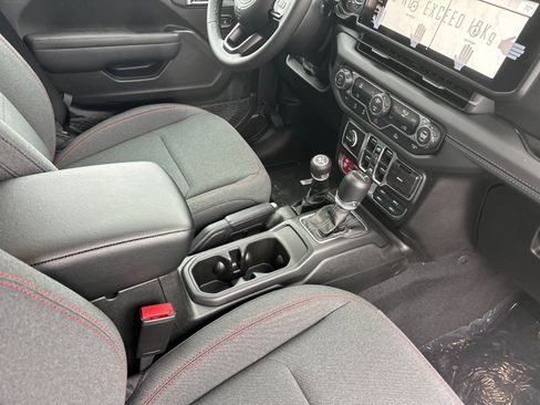 New 2026 Jeep Gladiator Rubicon image 15