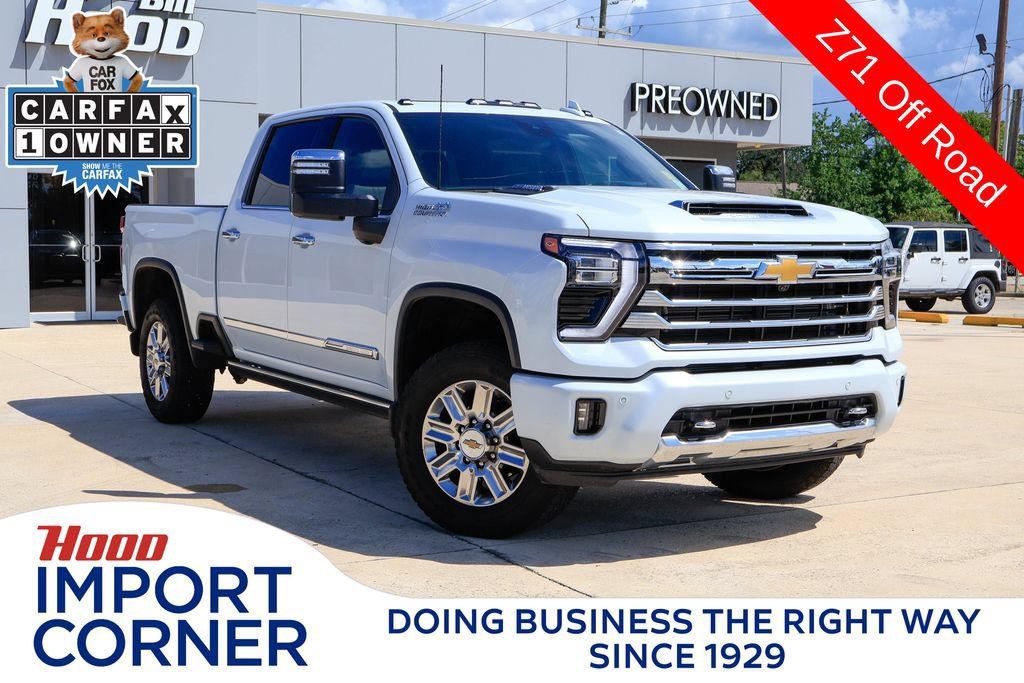 Used 2026 Chevrolet Silverado 2500 High Country w/ High Country Premium Package AWD/4WD image 1