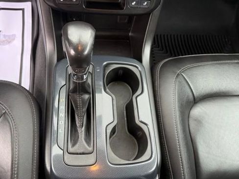 Used 2022 Chevrolet Colorado Z71 image 26