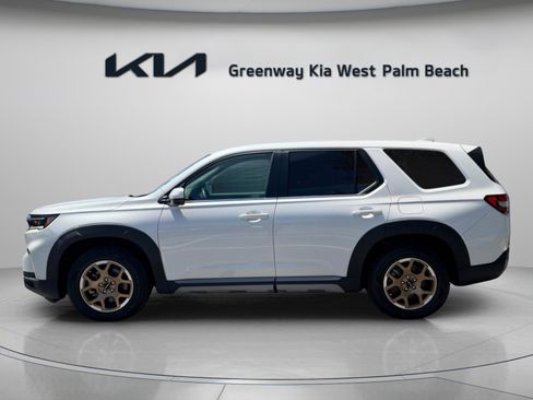 Used 2024 Honda Pilot EX-L image 4