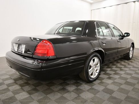 Used 2007 Ford Crown Victoria LX image 7