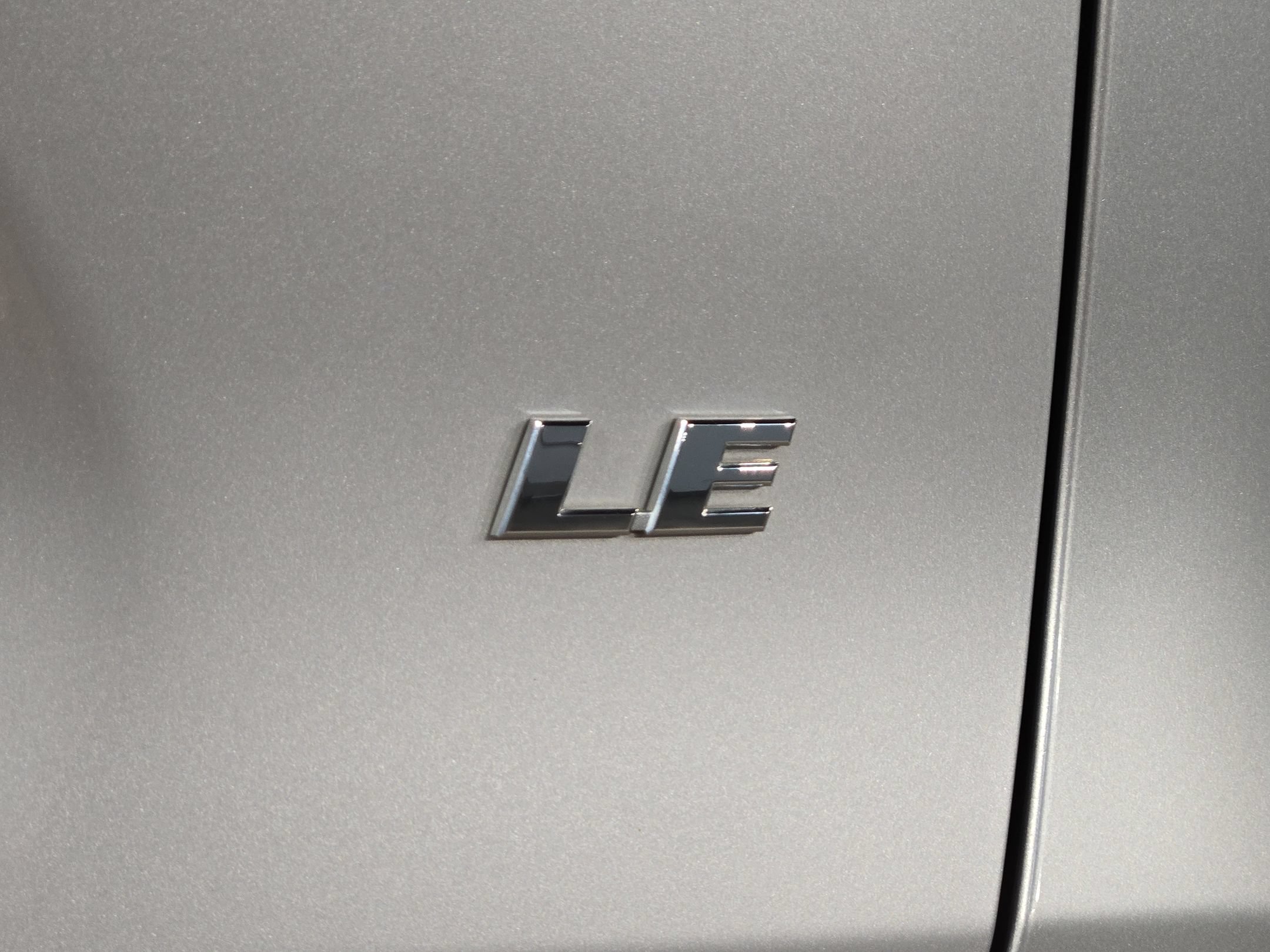 Used 2020 Toyota RAV4 LE FWD image 35